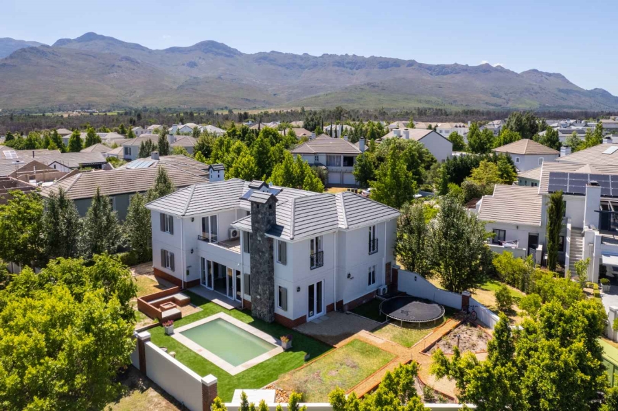 4 Bedroom Property for Sale in Val De Vie Estate Western Cape